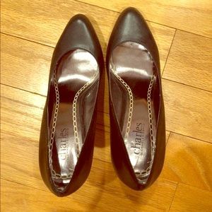 Charles David size 7 black heels